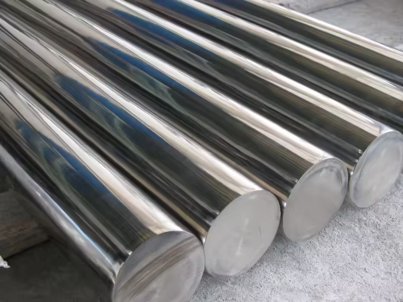 carbon steel vs stainless steel